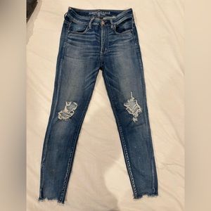 AE high rise jegging- runs small